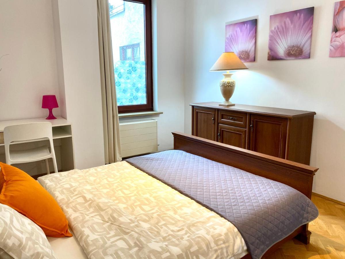 Center Warsaw - Apartmenty Jana Pawła II Zewnętrze zdjęcie
